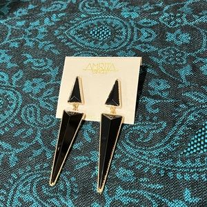 Northampton Amrita Singh earrings